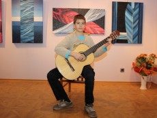 Guitar and Tambura Class led by Mr. Tsvetan Radkov